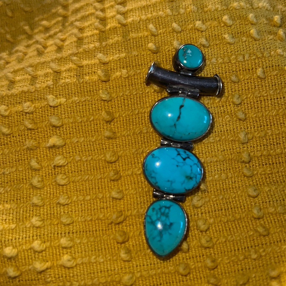 3 Vintage southwestern pendants🩵🩵🖤 - Picture 2 of 8